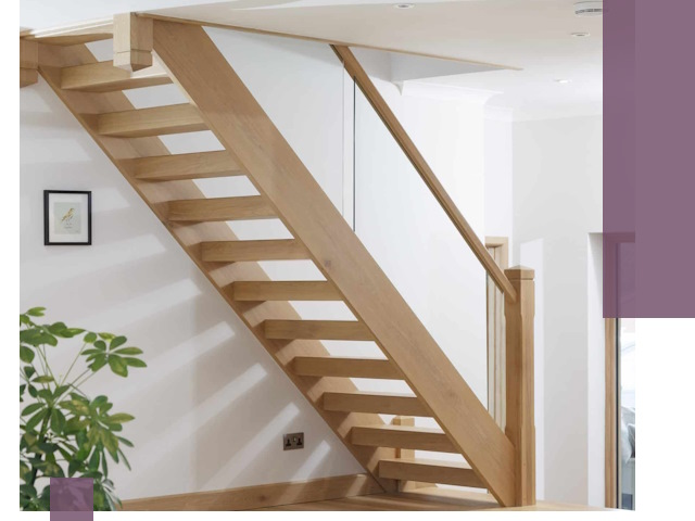 Изготовление деревянных лестниц под ключ в Пугачёве для дома