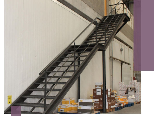 Лестницы для производства в Пугачёве — изготовление и монтаж