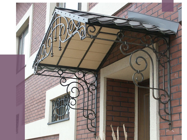 Двускатные козырьки в Пугачёве под ключ от 12700 руб.