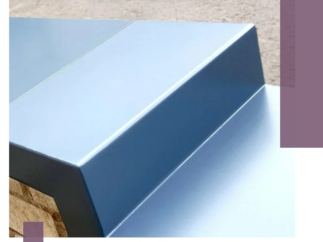 Крышки на парапет в Пугачёве: изготовление и монтаж под ключ