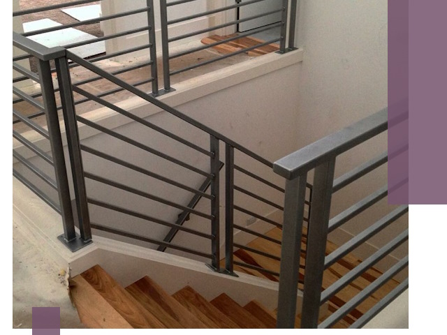 Изготовление поручней из металла и дерева в Пугачёве