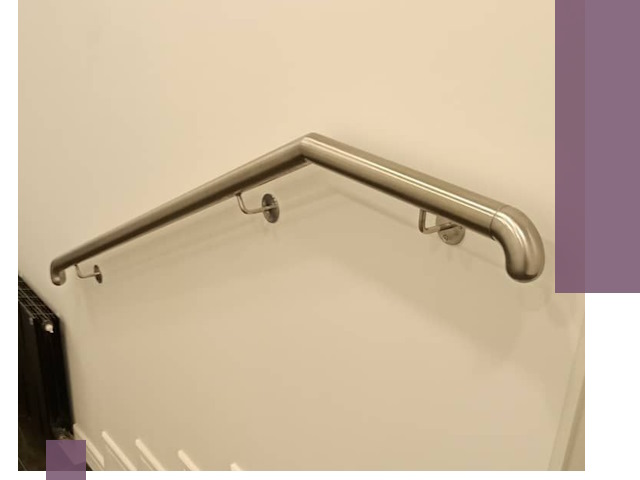 Изготовление пристенных поручней в Пугачёве под ключ за сроки